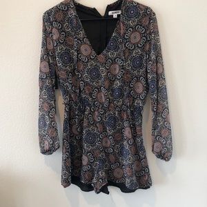 Long sleeve patterned romper